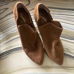 Seychelles Sashay Tan Suede Pointed Slip-On Mules